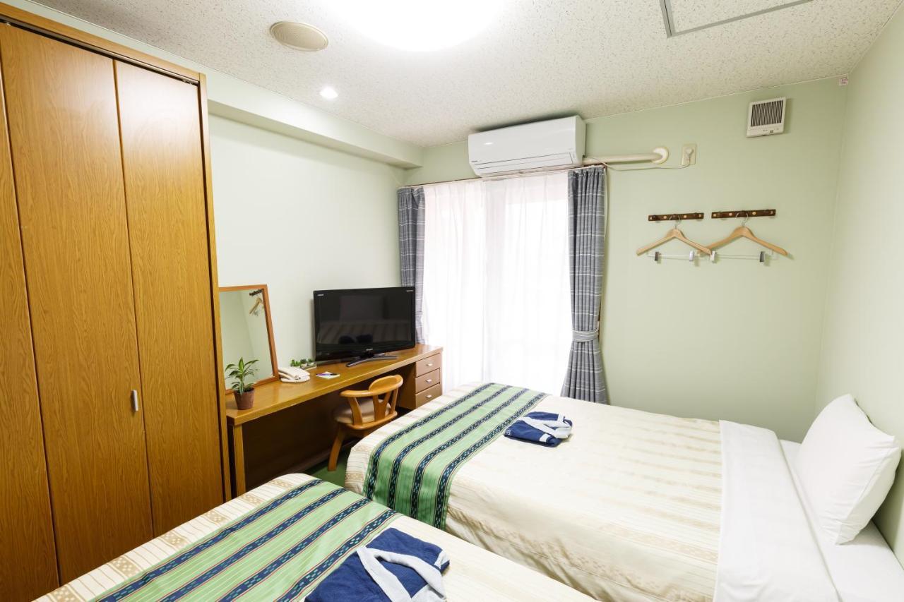 Hotel Peace Land Kume Naha Kültér fotó