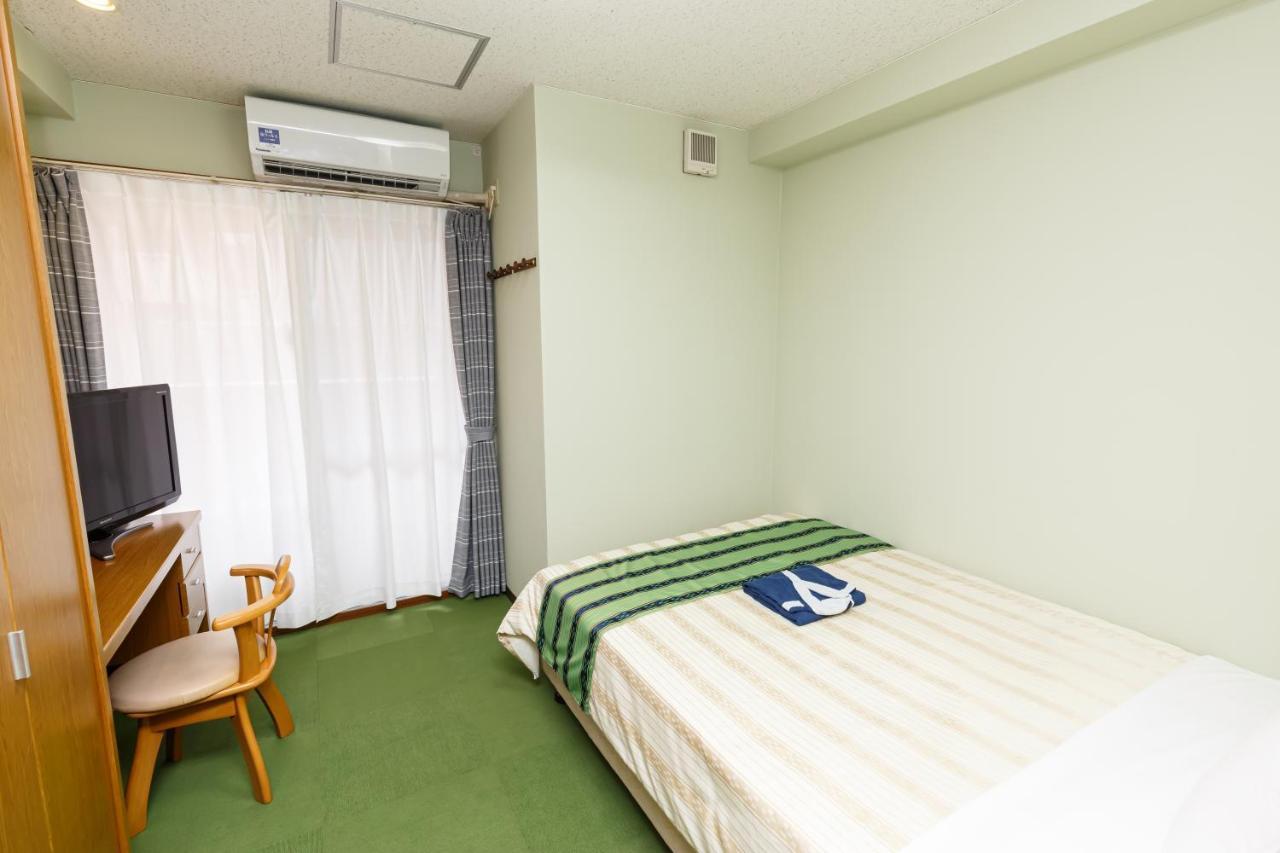 Hotel Peace Land Kume Naha Kültér fotó