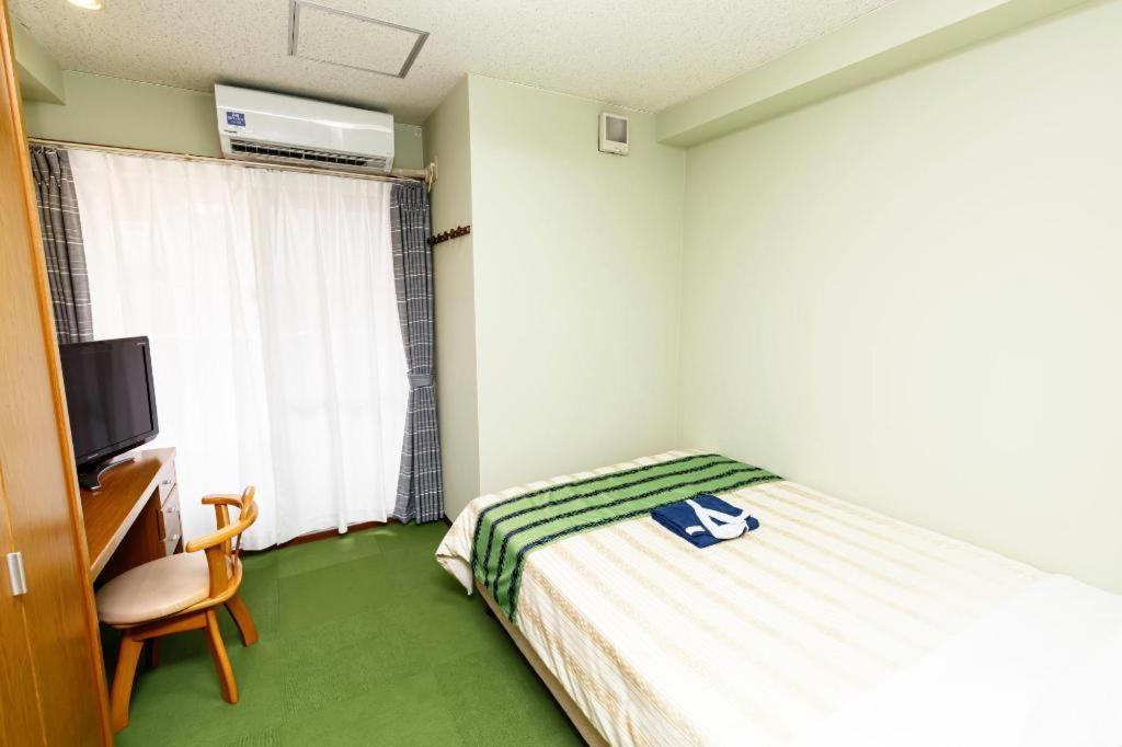 Hotel Peace Land Kume Naha Kültér fotó